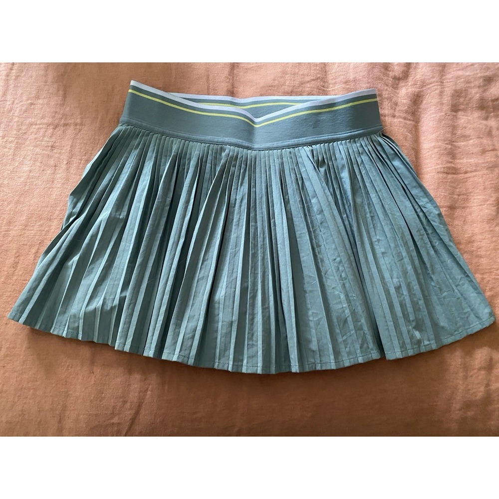 Lululemon Varsity HR Green Pleated Skort Skirt Size 8